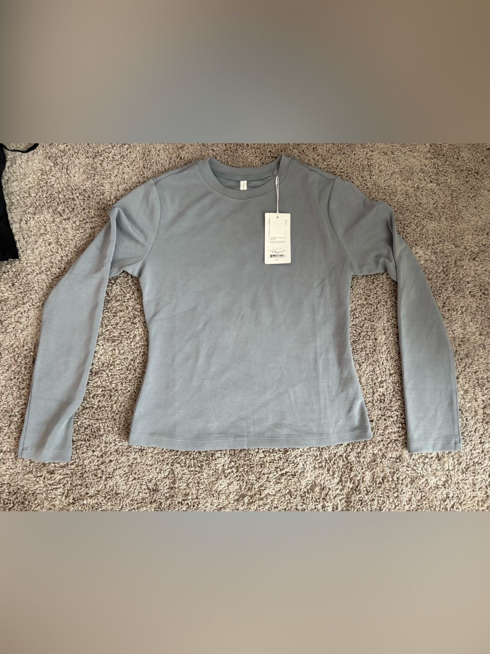 7 Diamonds Rev Long Sleeve Tee in Light Blue-Gray